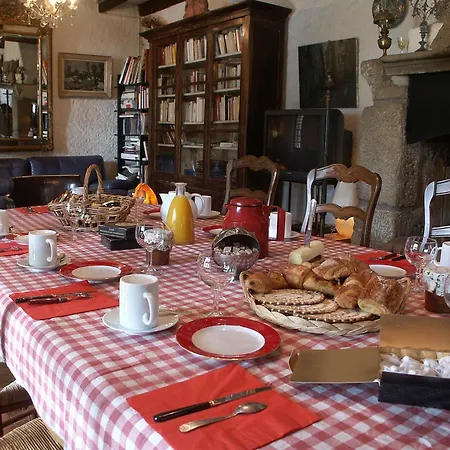 Ecuries Sainte Croix