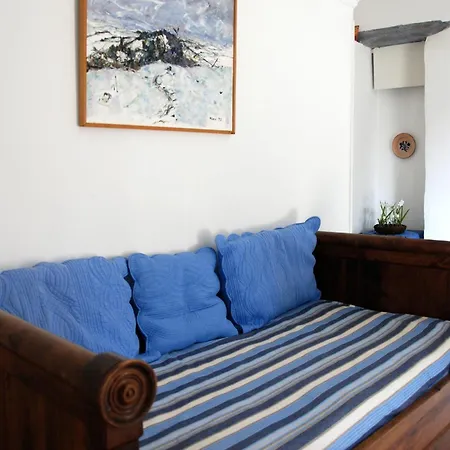 Bed & Breakfast Ecuries Sainte Croix 4*