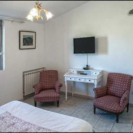 Ecuries Sainte Croix