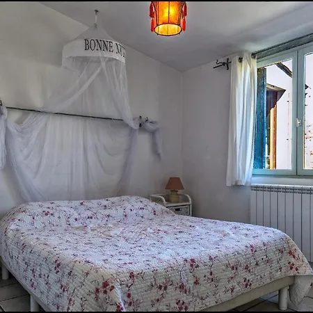 Bed & Breakfast Ecuries Sainte Croix