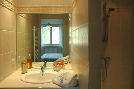 Alojamento de Acomodação e Pequeno-almoço Ecuries Sainte Croix